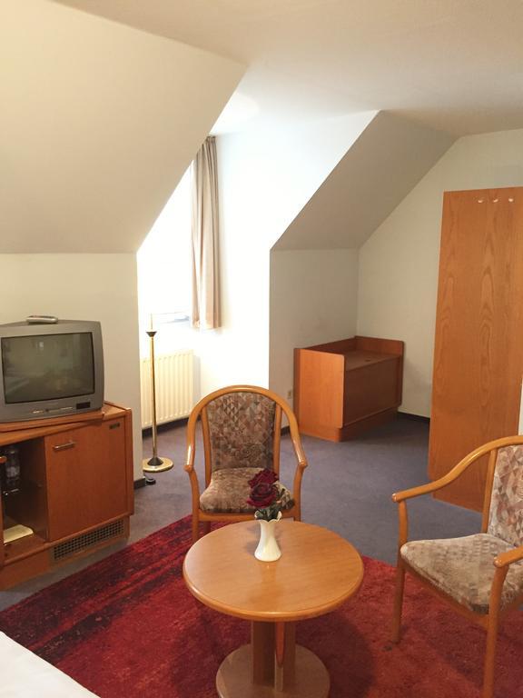 Hotel Ambassador Bonn Room photo